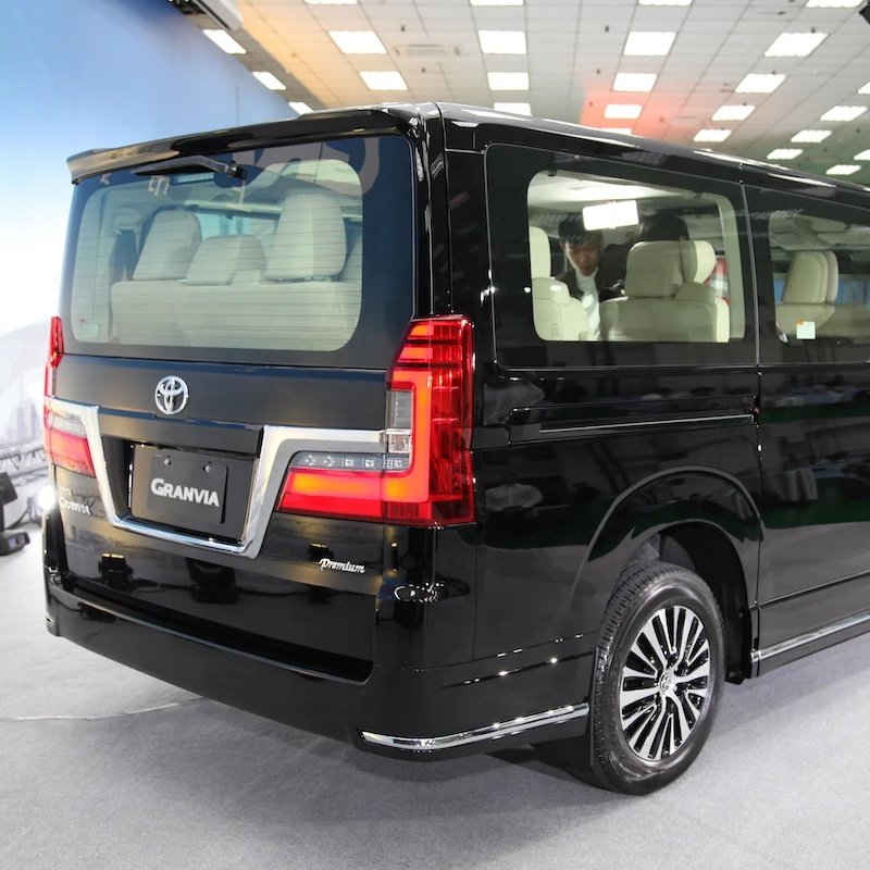 HIACE HOME Use for Hiace 2020-2021 Hiace300 Granvia commuter Bumper Lip Side Skirt Body Kit